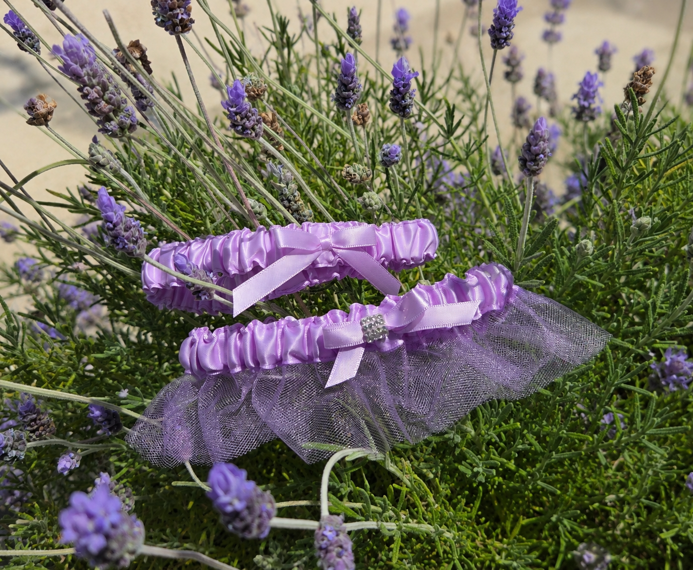 Lavender tulle garter set